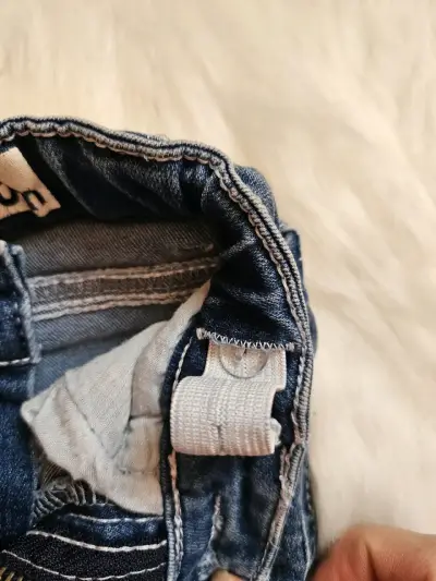 Jeans de mezclilla para niñs con detalle de encaje - miniatura 4