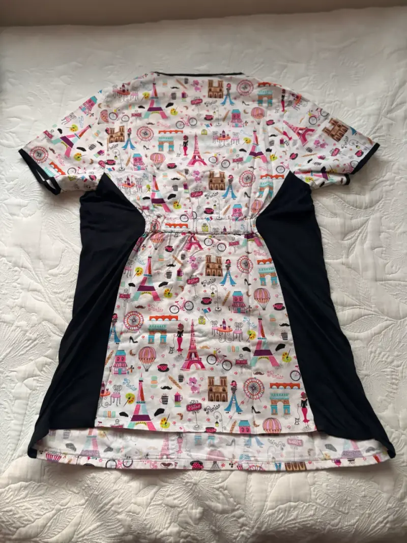 Uniforme médica estampada París - 2