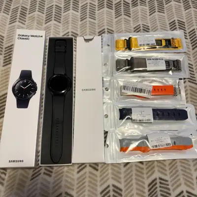 Samsung Galaxy Watch4 Classic 46 mm - miniatura 1