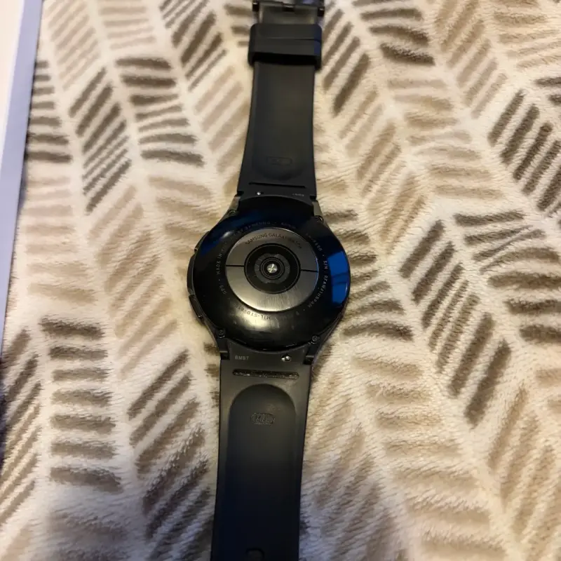 Samsung Galaxy Watch4 Classic 46 mm - 4
