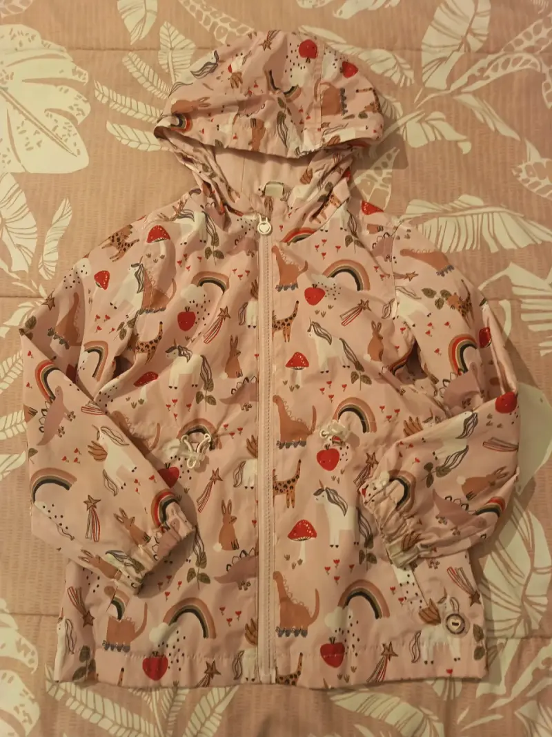 Chaqueta cortavientos infantil con estampado - 1