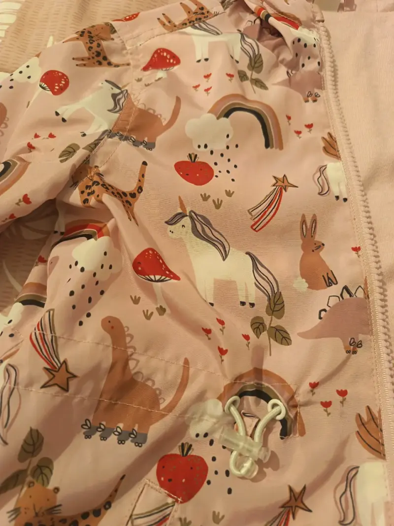 Chaqueta cortavientos infantil con estampado - 2