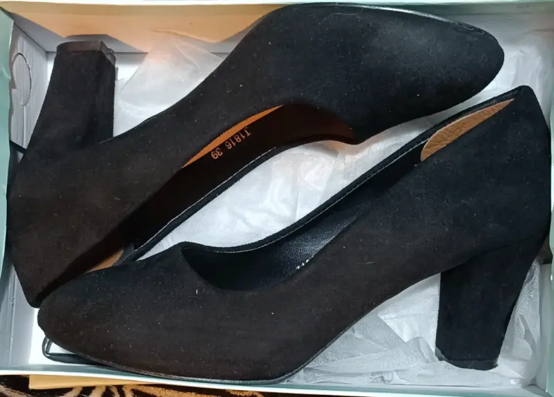 Zapatos de tacón negro talla 38
