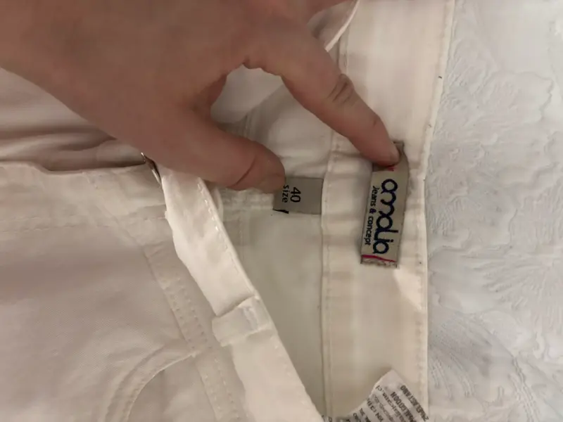 Jeans blancos de mujer marca Opposite - 3