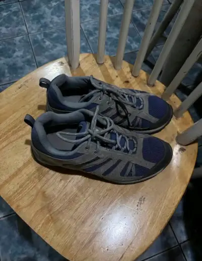 Zapatillas deportivas gris y morado - miniatura 1