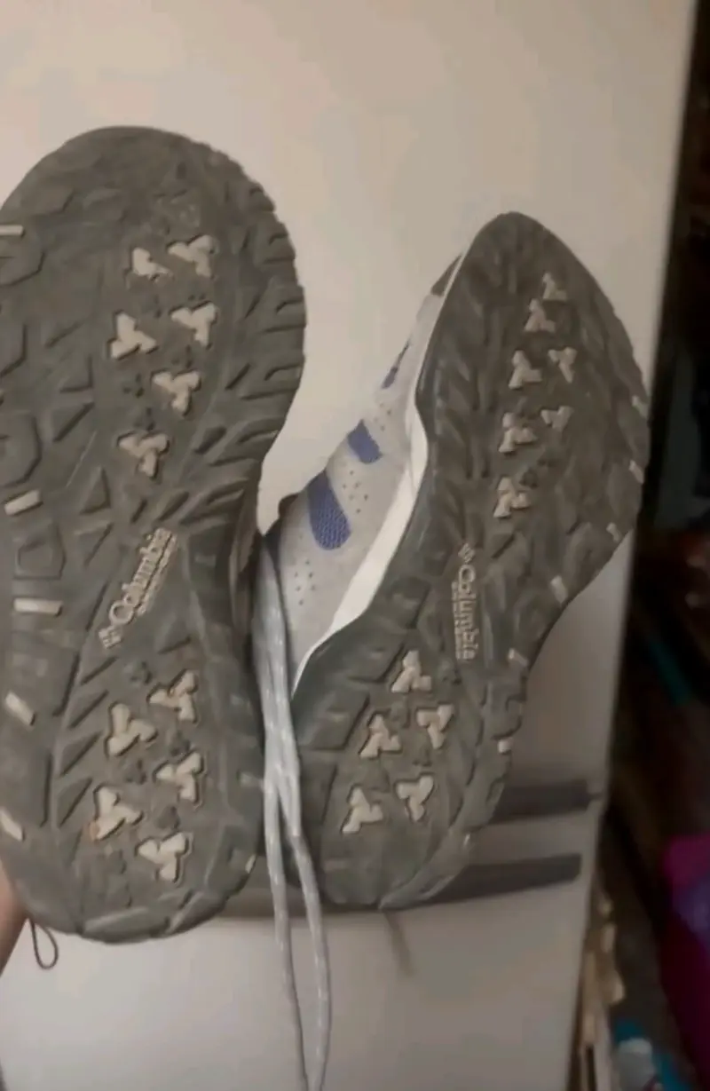 Zapatillas deportivas gris y morado - 2
