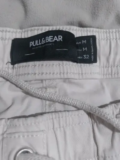Pantalon blancos Pull&Bear talla M - miniatura 1