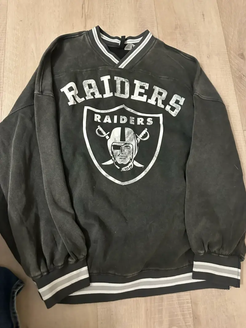 Polerón Raiders negro vintage - 1