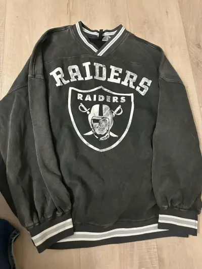 Polerón Raiders negro vintage - miniatura 1