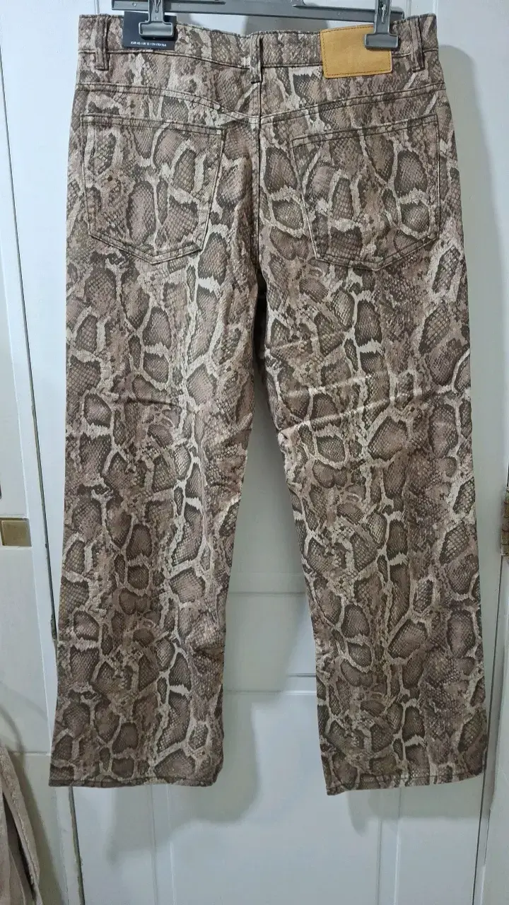 Jeans estampados serpiente para mujer - 3