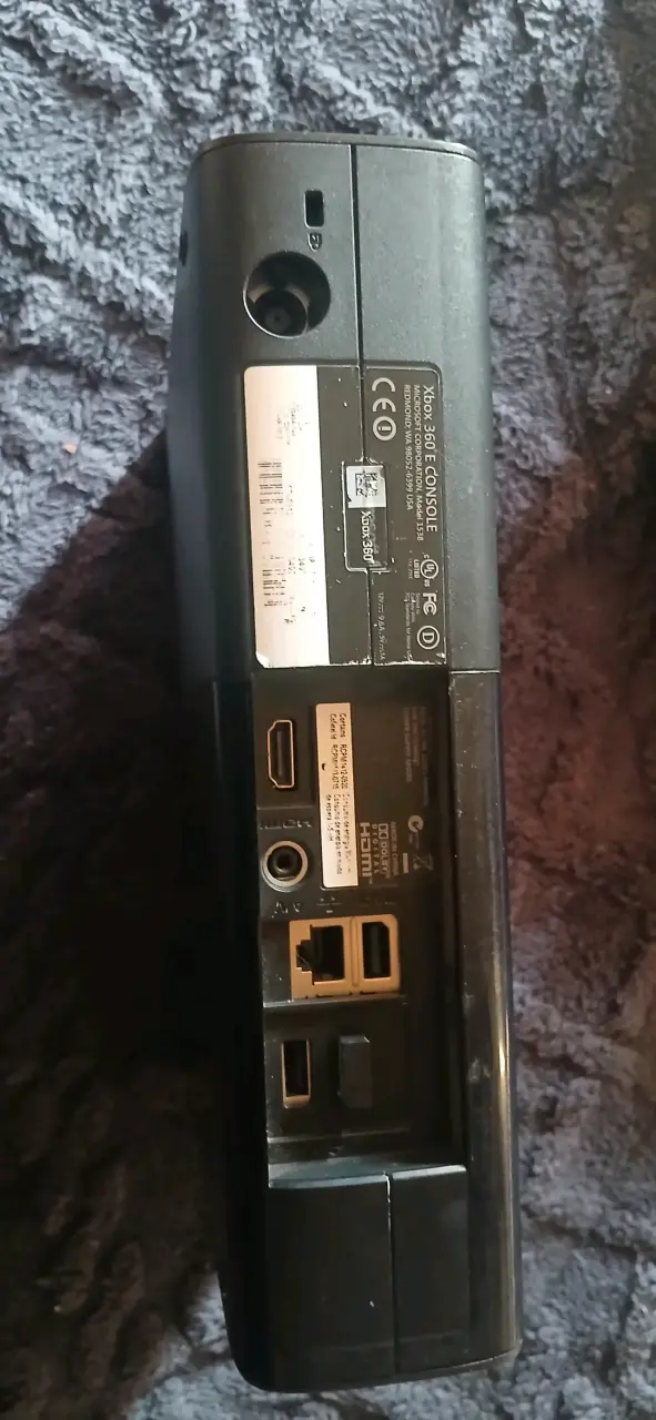 Consola Xbox 360 con juegos y accesorios - 5