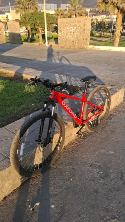 Bicicleta Oxford roja de montaña - miniatura 1