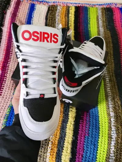 Zapatillas Osiris blancas NUEVAS - miniatura 3