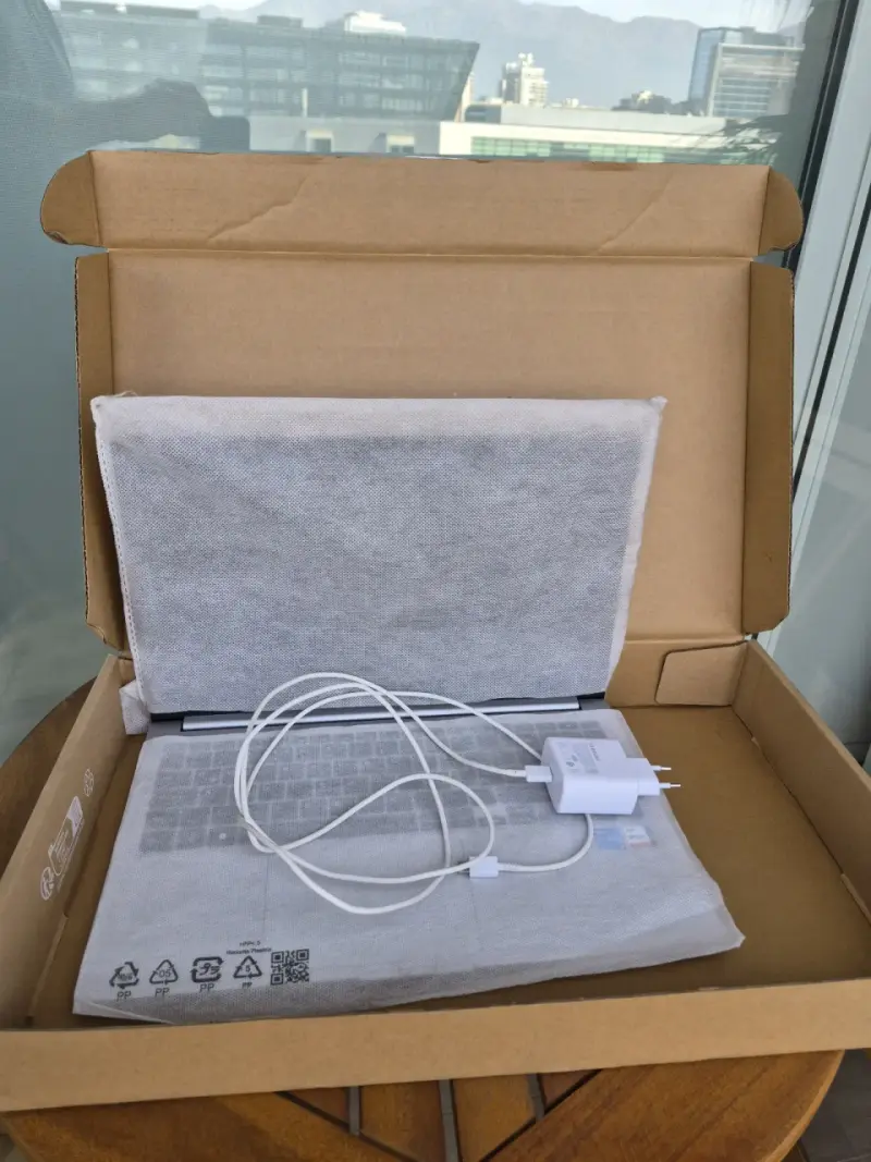 Galaxy Book4 i5 - 4
