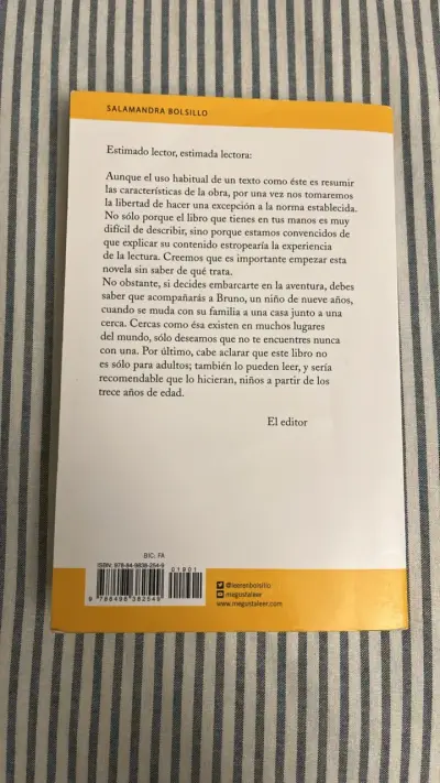Libro 'El niño con el pijama de rayas' de John Boyne - miniatura 2