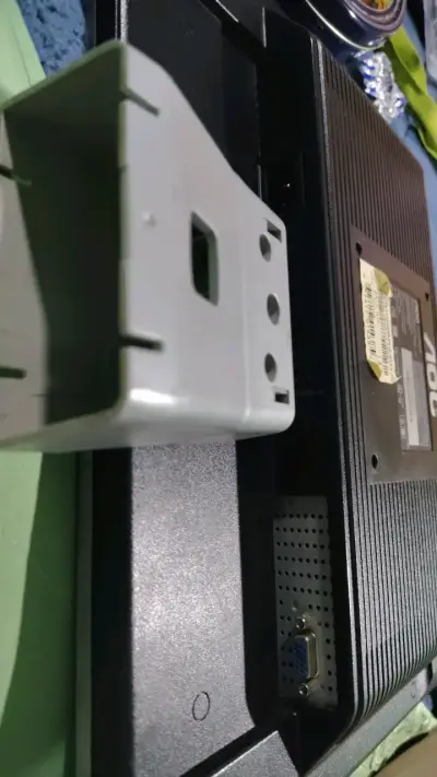 Monitor AOC 716Sw LCD 17 pulgadas - miniatura 4