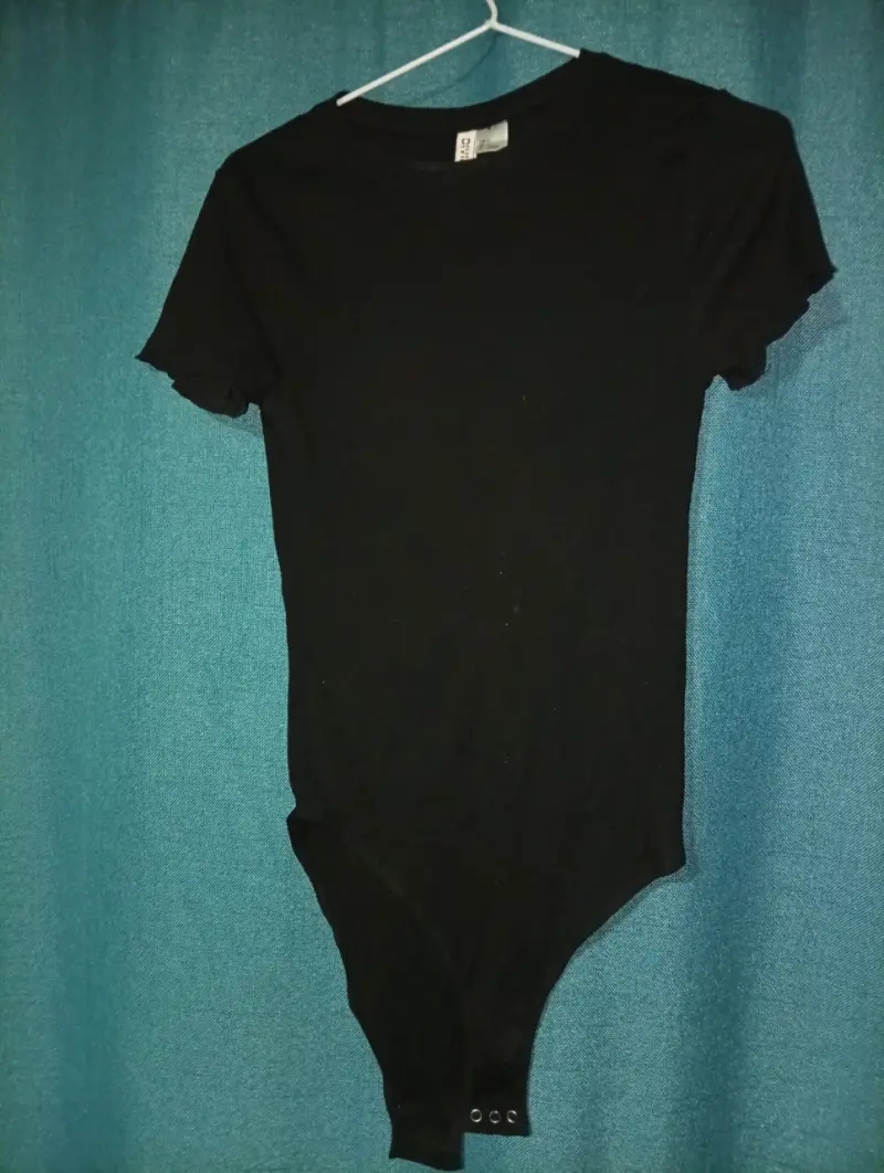 Bodie negra H&M Divided básica - 2
