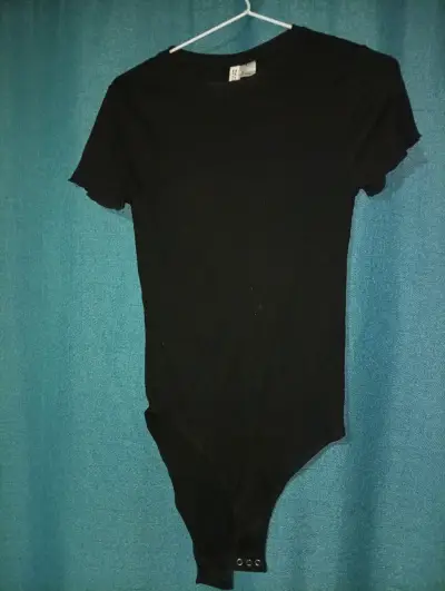 Bodie negra H&M Divided básica - miniatura 2