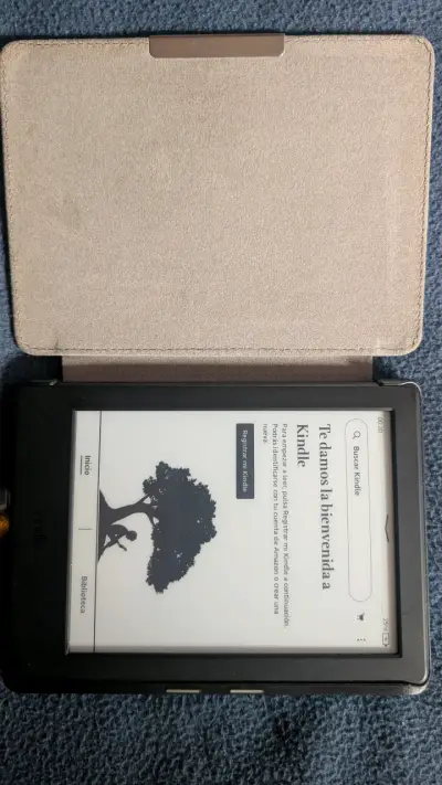 Kindle (no retroiluminado) con funda protectora - miniatura 2