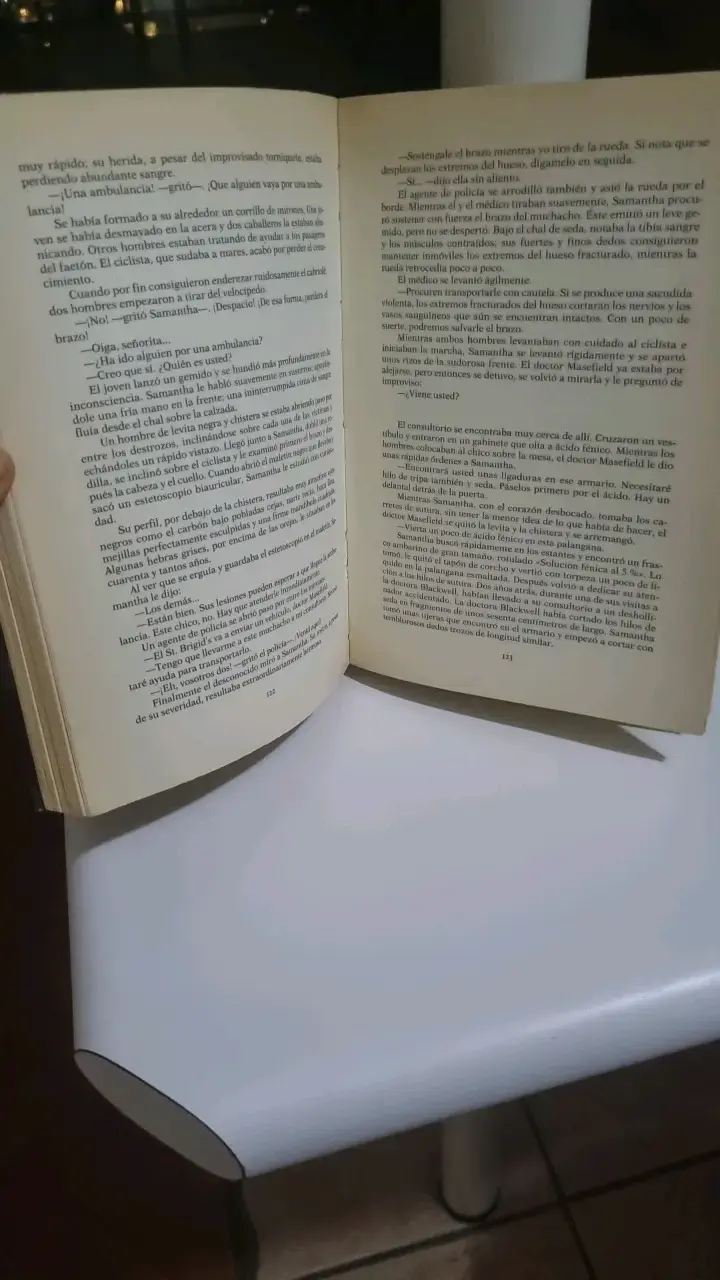 Libro 'Domina' de Barbara Wood - 2