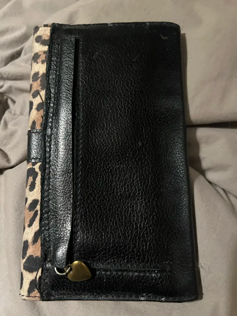 Billetera de cuero con estampado animal print - 2