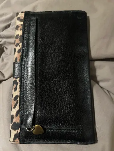 Billetera de cuero con estampado animal print - miniatura 2