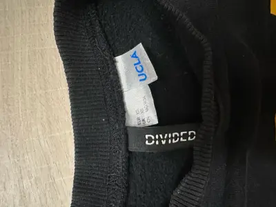 Polerón negro UCLA unisex - miniatura 3