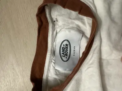 Polera Land Rover blanca y marrón - miniatura 3