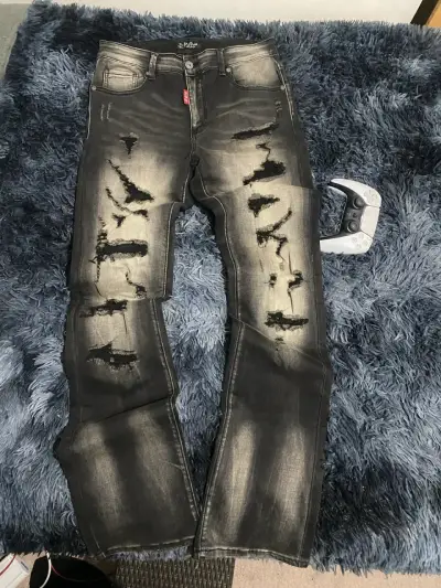 Jeans desgastados pvp - miniatura 2