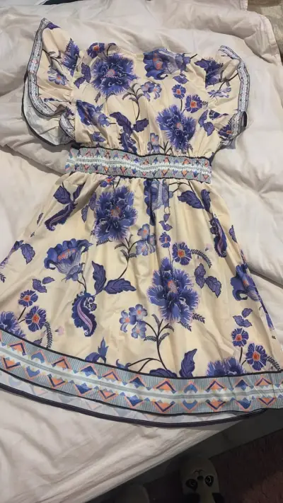 Vestido floral con mangas abullonadas - miniatura 2