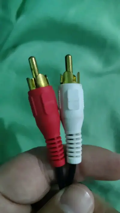 Cable de audio RCA a 3.5mm - miniatura 2