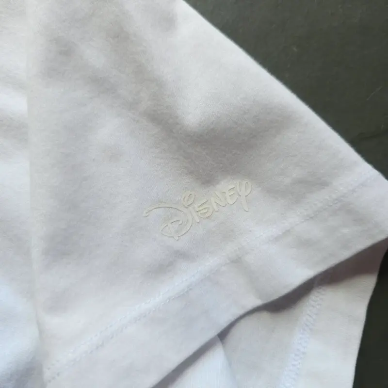 Polera Uniqlo x Disney x Yuni Yoshida - 4