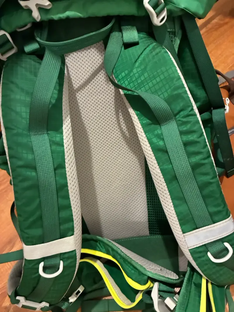 Mochila de senderismo verde 60+5L - 3