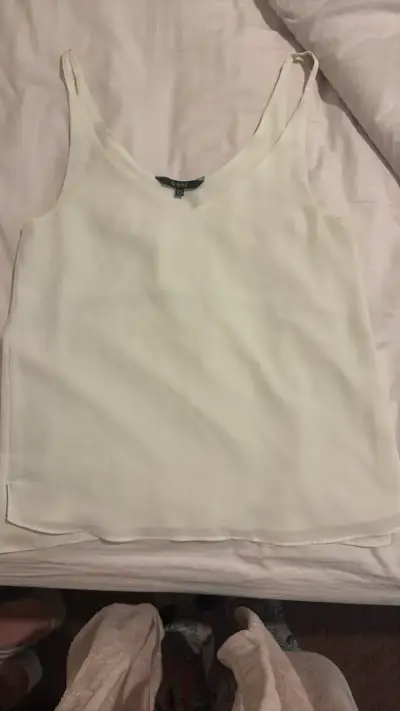 Blusa blanca sin mangas Alaniz - miniatura 1