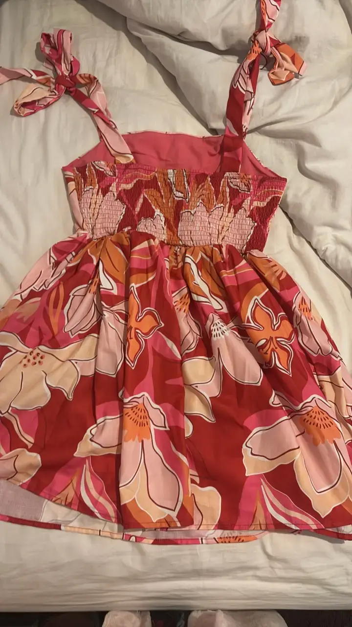 Vestido floral con tirantes ajustables - 2
