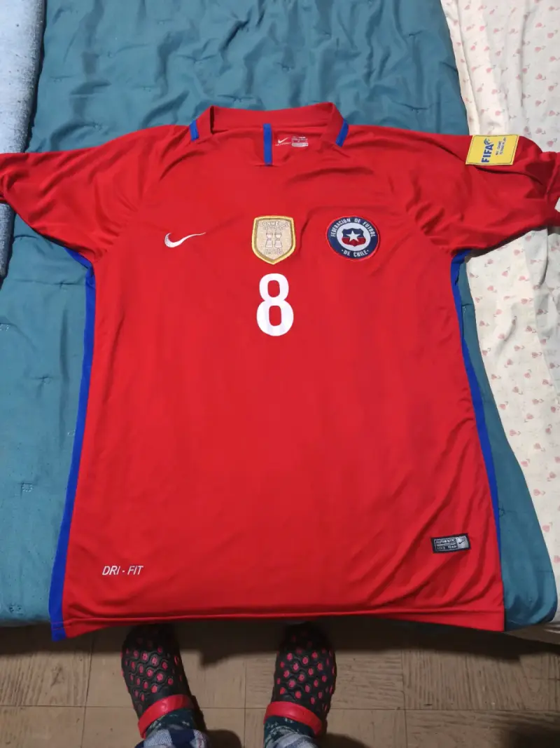 Camisetas roja selección Chile Nike número 7 y 8, - 2