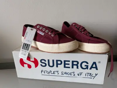 Zapatillas Superga burdeos de lona - miniatura 4