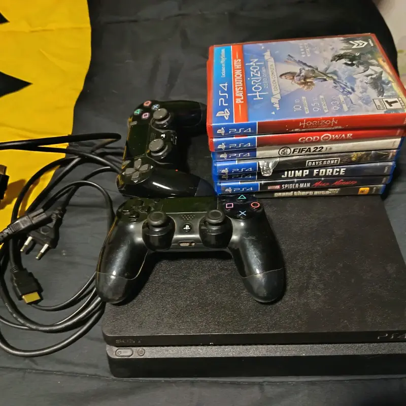 Consola PS4 1TB con juegos y dos controles - 1