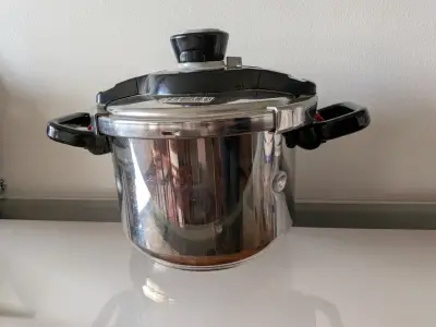 Olla a presión Tefal de acero inoxidable - miniatura 1