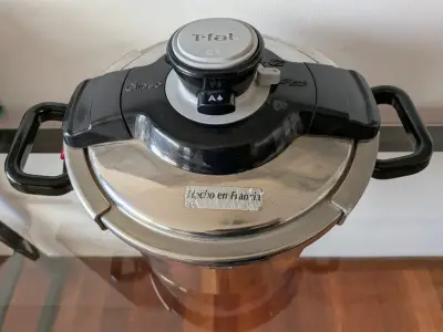 Olla a presión Tefal de acero inoxidable - miniatura 2