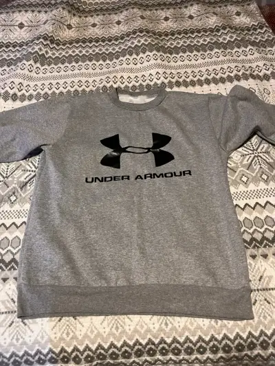 Polerón gris Under Armour para hombre - miniatura 1