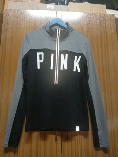 Polerón deportivo PINK gris y negro - miniatura 1