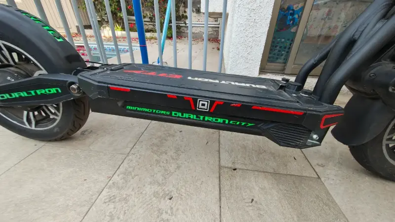 Scooter eléctrico Dualtron city aro 15" - 4