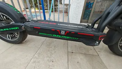 Scooter eléctrico Dualtron city aro 15" - miniatura 4