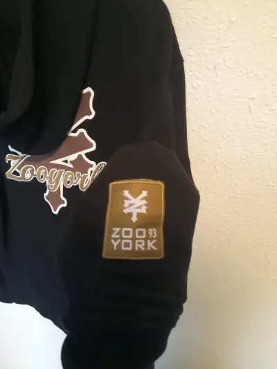 Polerón ZooYork negro con capucha - miniatura 3