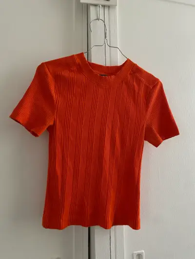 Top naranja Zara - miniatura 1