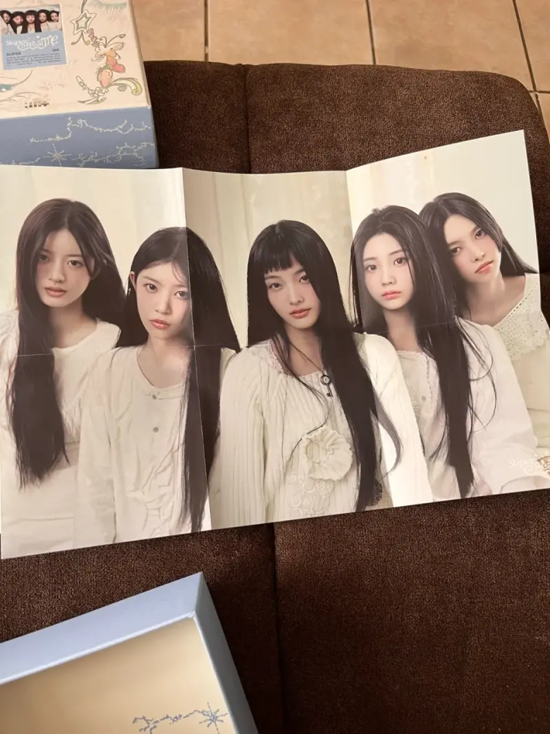 Illit Album (Super Real Me) Moka Birthday. - 3