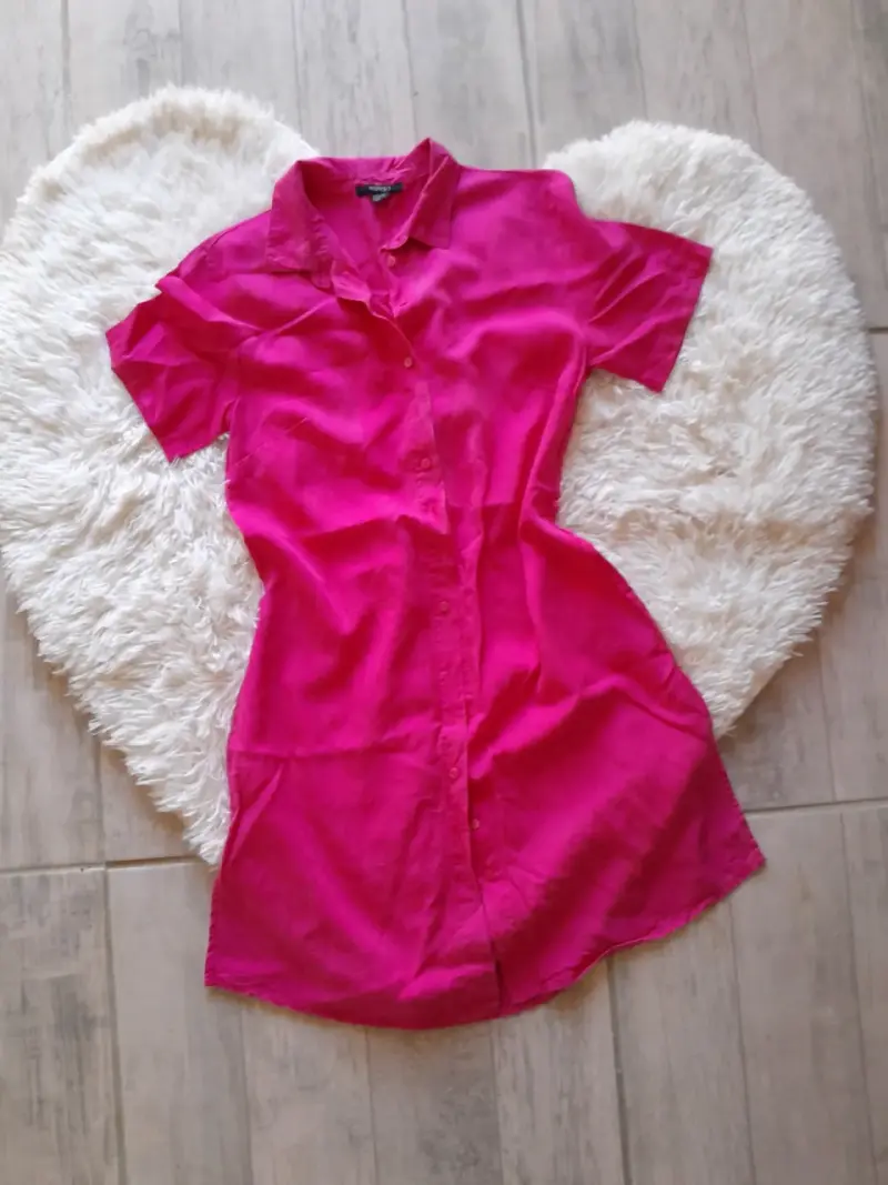 Vestido camisero fucsia de algodón