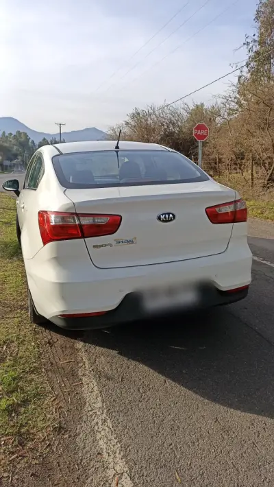 Kia Rio 4 - miniatura 2
