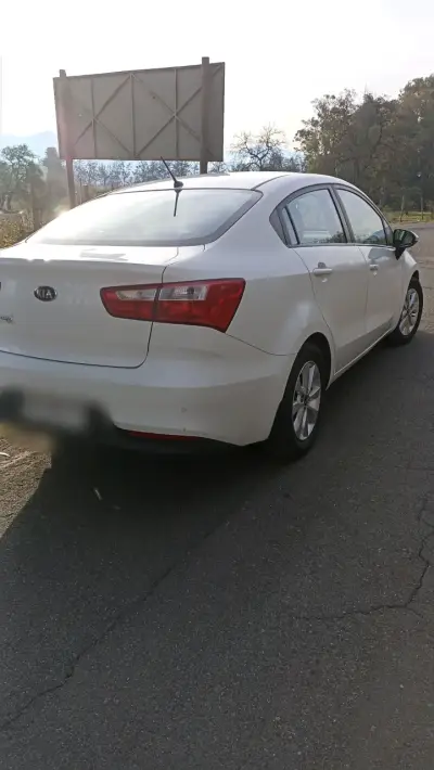 Kia Rio 4 - miniatura 3